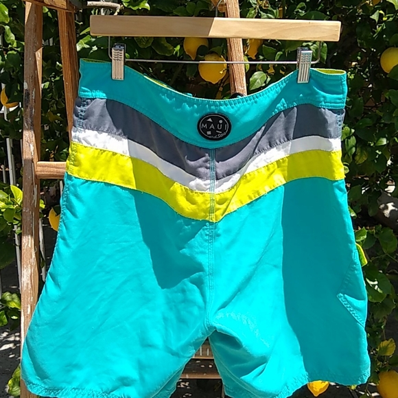 Maui&Sons Palm Board Shorts Size 32 - Picture 2 of 6